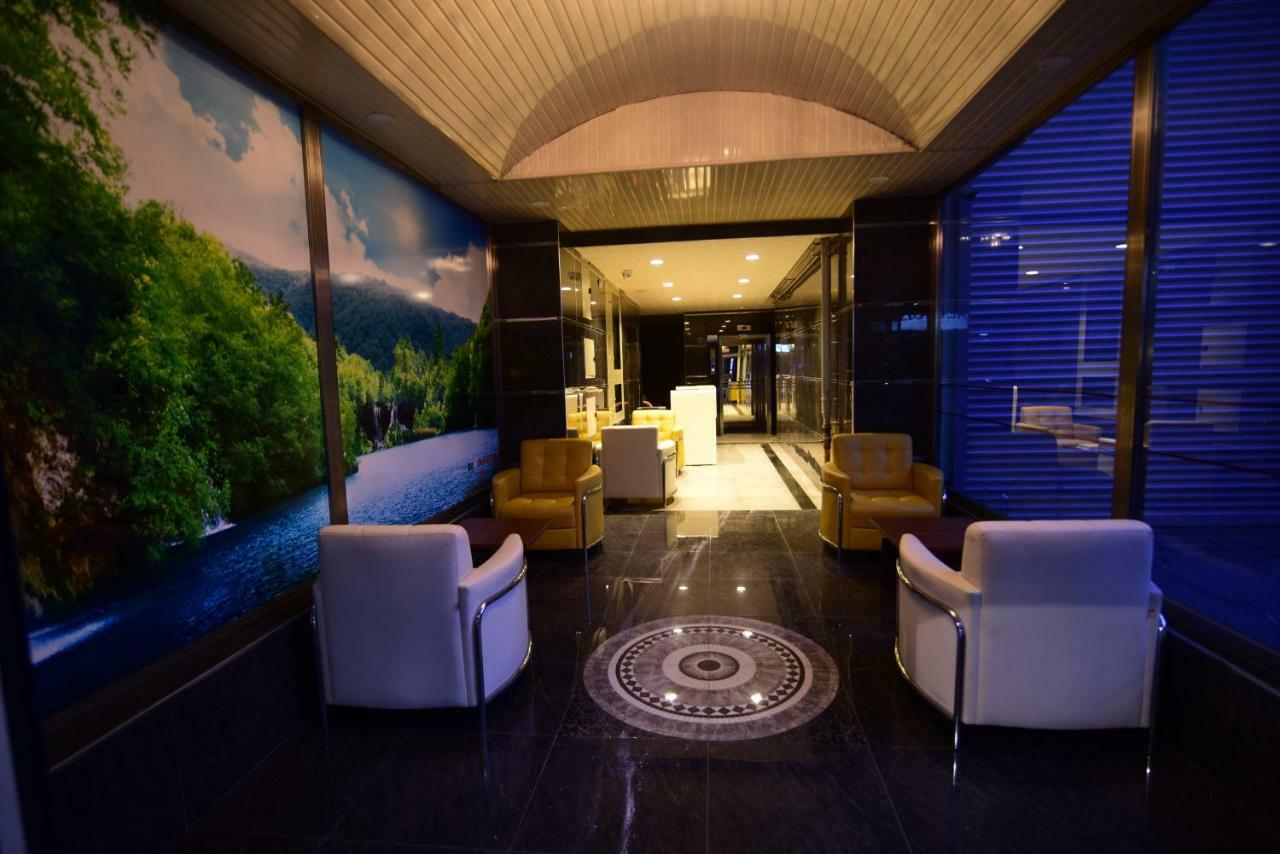 Oezdemir Palas Ankara Exterior foto